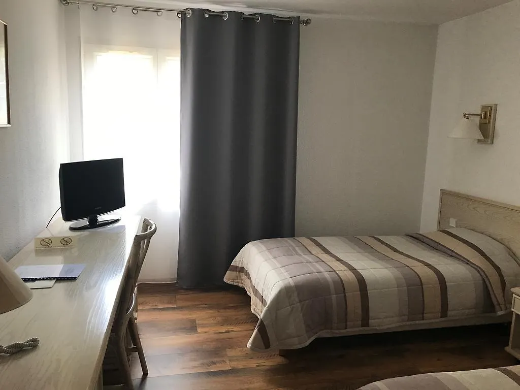 Hotel Omega Valbonne